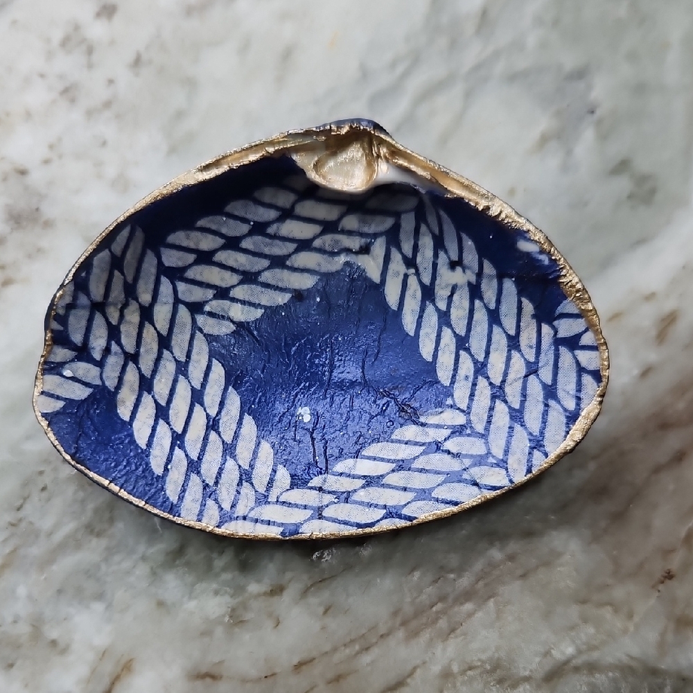 Hand Crafted‎ Blue and Gold Accent Dish